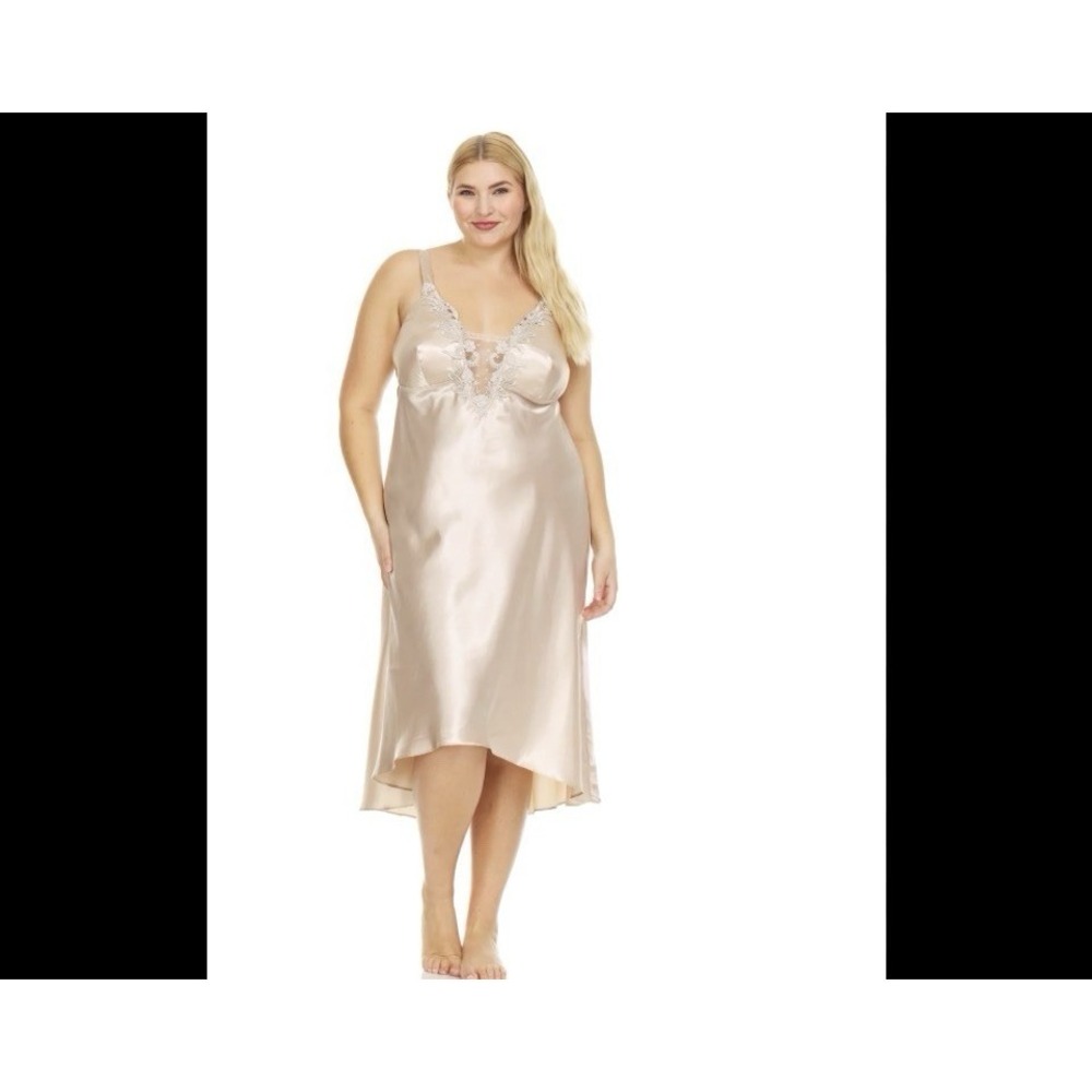 NEW Flora by Flora Nikrooz Stella Satin Venise Trim Lingerie Nightgown Almond 1X